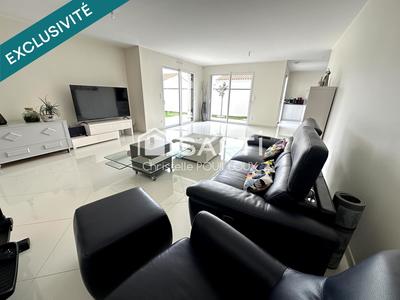 Maison - 151 m² - 5 pièces
