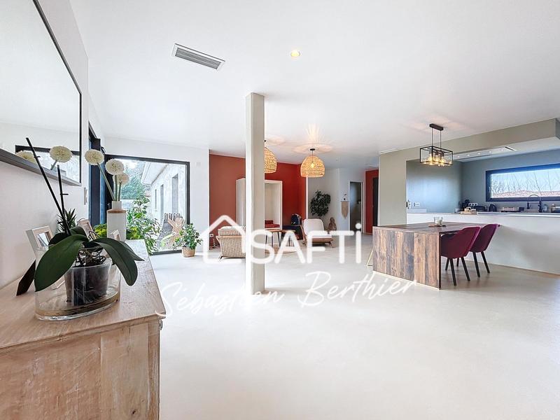 Maison - 190 m² - 6 pièces