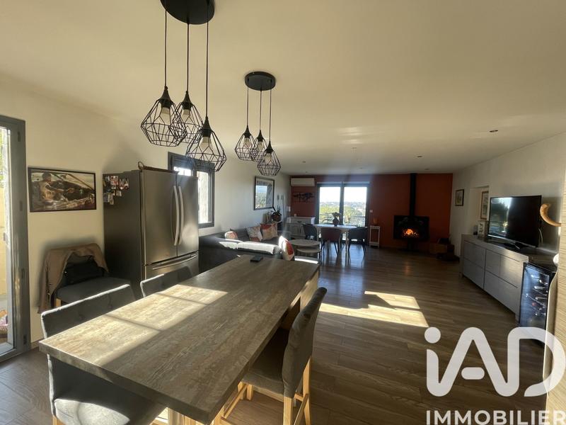 Maison - 140 m² - 6 pièces