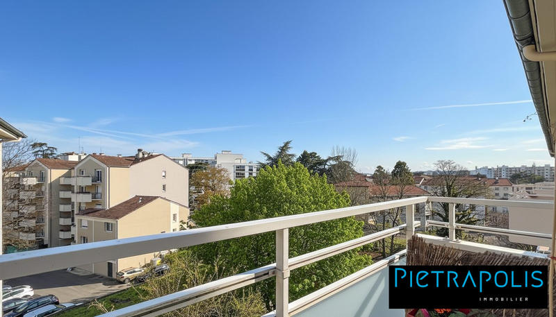 Appartement - 69 m² - 3 pièces