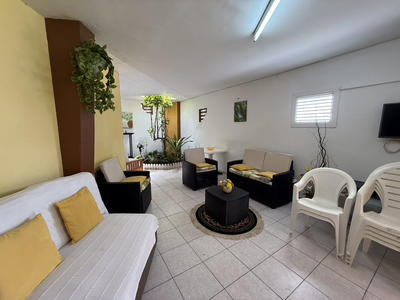 Propriété - 350 m² - 10 pièces