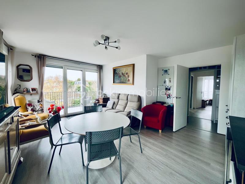 Appartement - 77 m² - 4 pièces