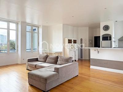 Appartement - 75 m² - 3 pièces