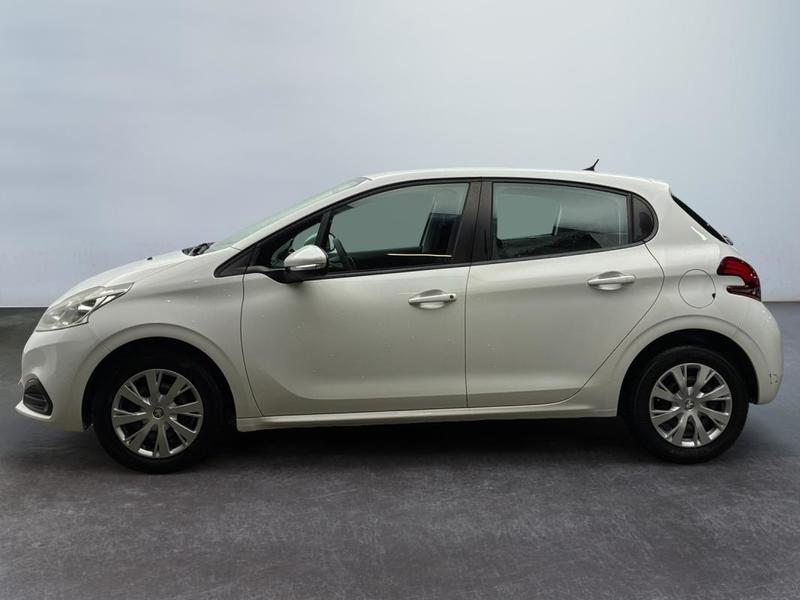 Peugeot 208 affaire Bluehdi 100 Bvm6 Premium