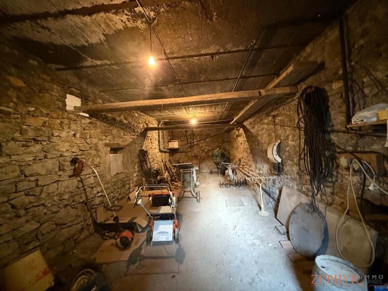 Maison ancienne - 100 m² - 3 pièces