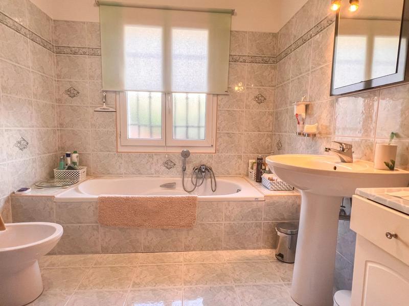 Villa - 174 m² - 6 pièces