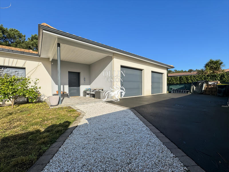 Villa - 168 m² - 8 pièces