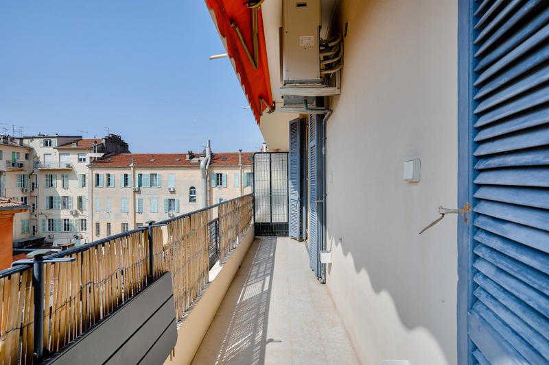 Appartement - 102 m² - 4 pièces