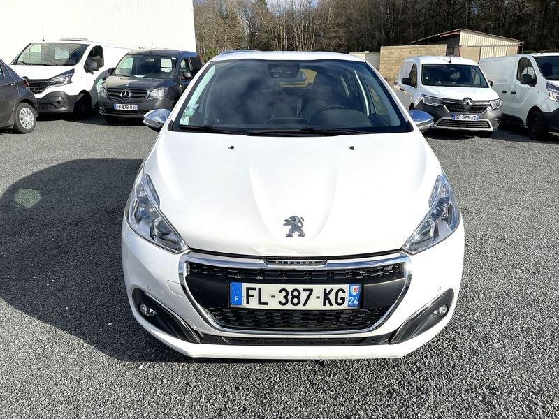 Peugeot 208 1.2l Bva Active+