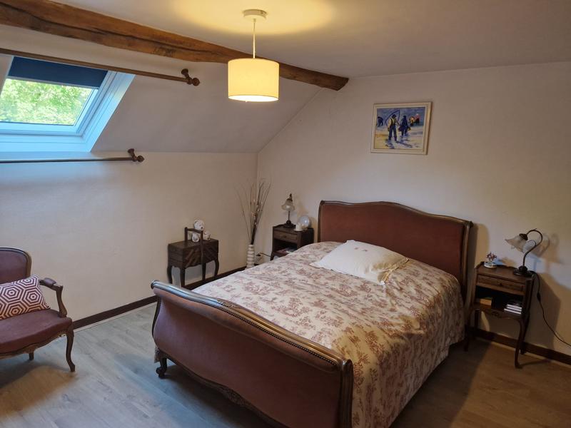 Maison - 261 m² - 9 pièces