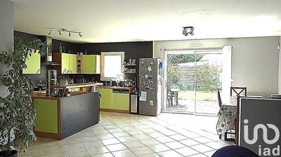 Maison - 140 m² - 6 pièces