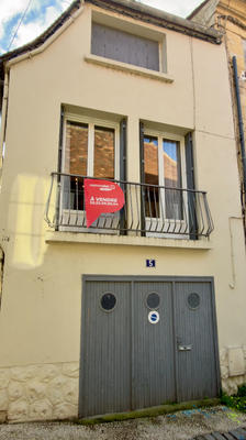 Maison - 104 m² - 4 pièces
