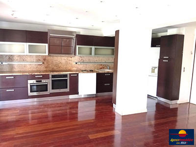 Appartement - 79 m² - 4 pièces