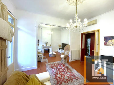 Appartement - 145 m² - 7 pièces