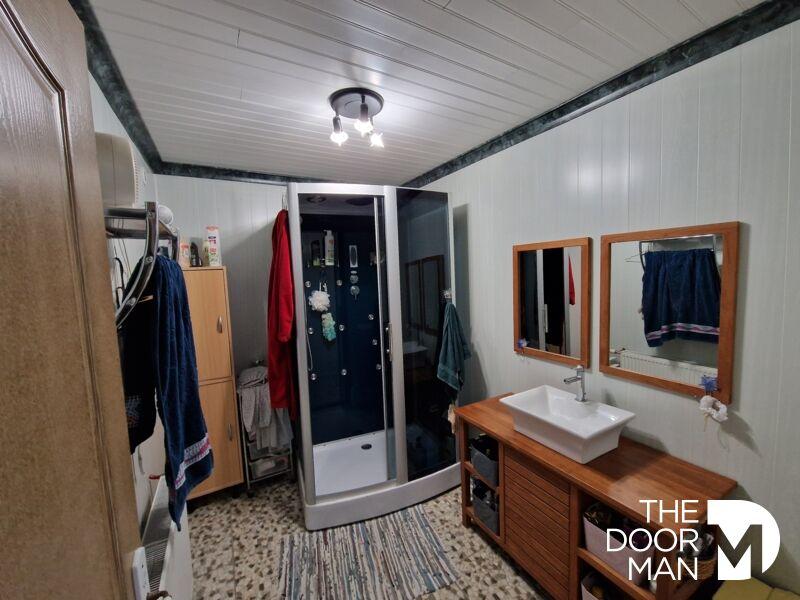 Maison - 436 m² - 12 pièces