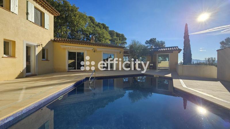 Maison - 169 m² - 7 pièces