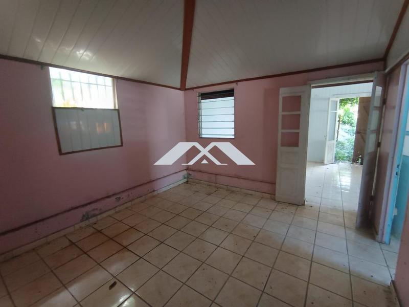 Maison traditionnelle - 95 m² - 6 pièces