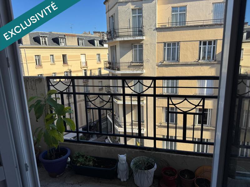 Appartement - 96 m² - 4 pièces