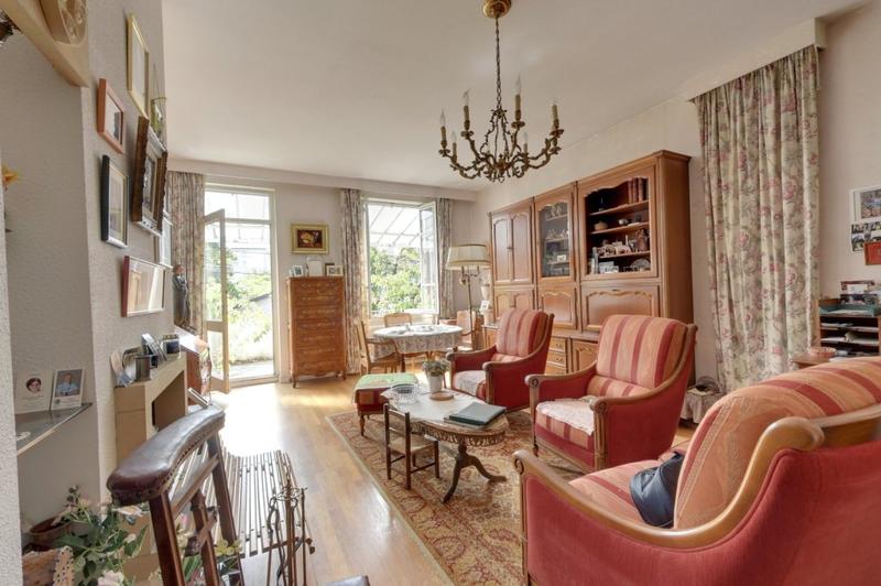 Maison - 180 m² - 10 pièces