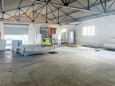 Parking / Garage - 380 m²