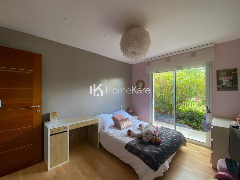 Maison - 180 m² - 7 pièces