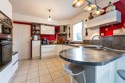 Maison - 95 m² - 5 pièces