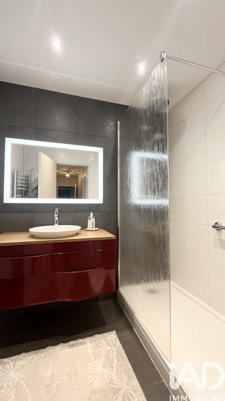 Appartement - 105 m² - 6 pièces