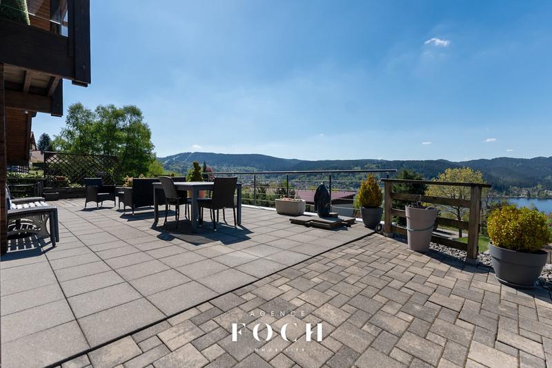 Châlet - 205 m² - 8 pièces