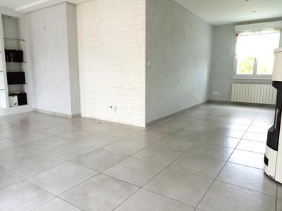 Maison - 94 m² - 4 pièces