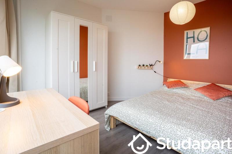 Chambre - 10 m² - 1 pièce