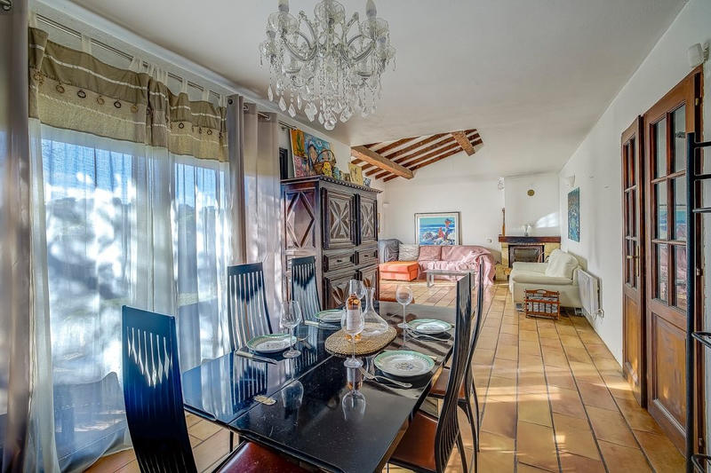 Villa - 155 m² - 6 pièces