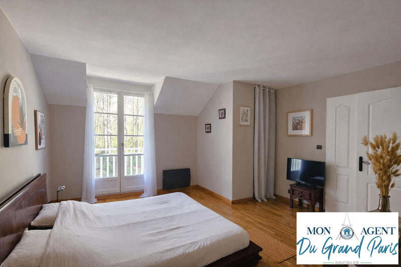 Maison - 169 m² - 6 pièces