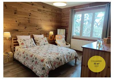 Maison - 231 m² - 9 pièces