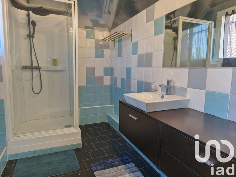 Maison - 250 m² - 7 pièces