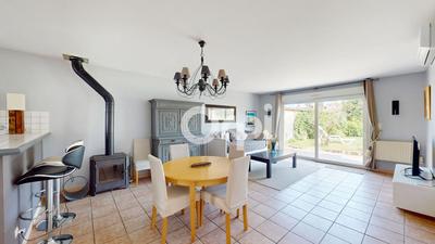 Maison - 118 m² - 5 pièces