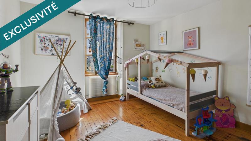 Maison - 200 m² - 6 pièces