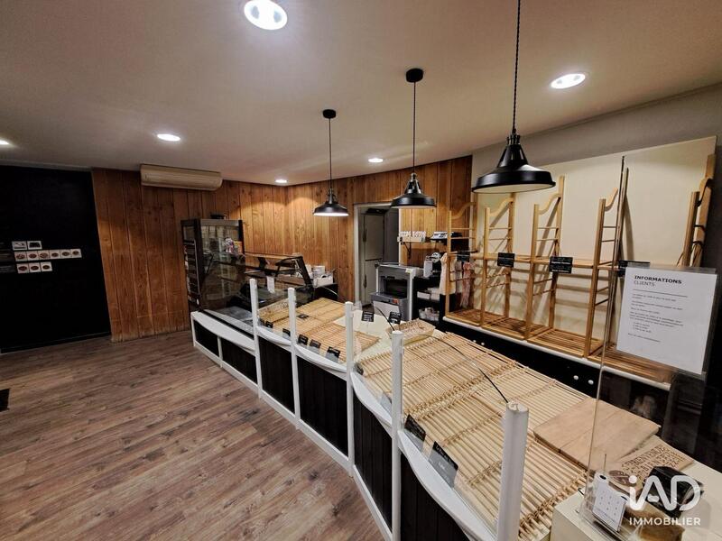 Local commercial - 149 m²