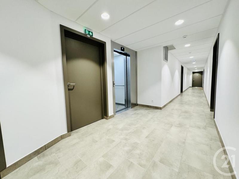 Appartement - 96 m² - 4 pièces