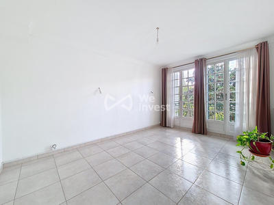 Maison - 157 m² - 7 pièces