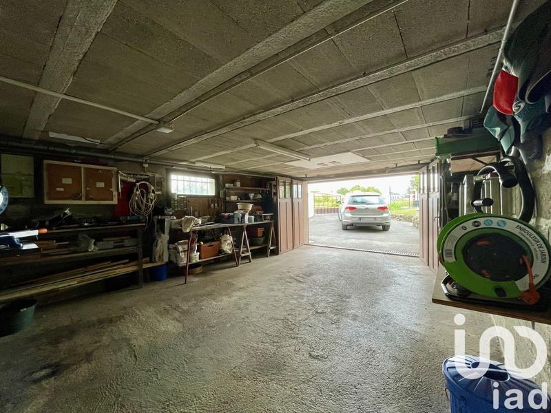 Maison - 186 m² - 8 pièces