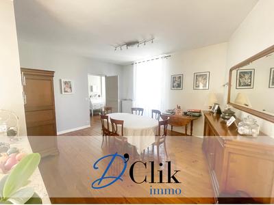 Maison - 155 m² - 7 pièces