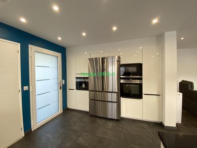 Maison - 89 m² - 5 pièces