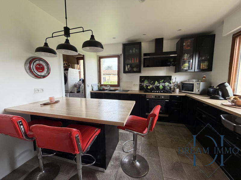 Maison - 113 m² - 5 pièces