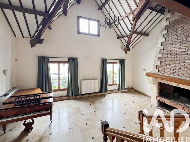 Maison - 195 m² - 6 pièces