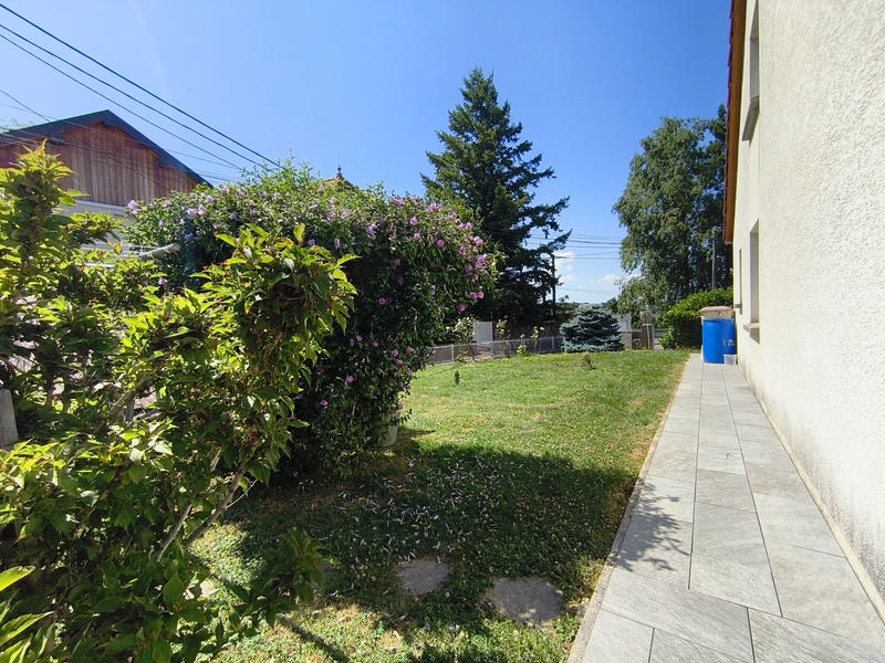 Maison - 99 m² - 6 pièces