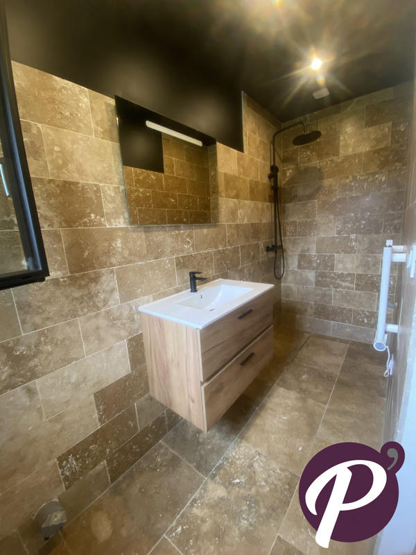 Maison contemporaine - 166 m² - 7 pièces