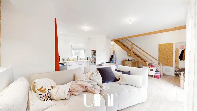 Maison - 100 m² - 4 pièces