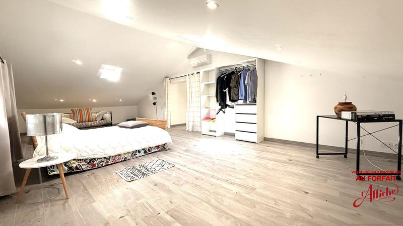 Maison - 194 m² - 7 pièces