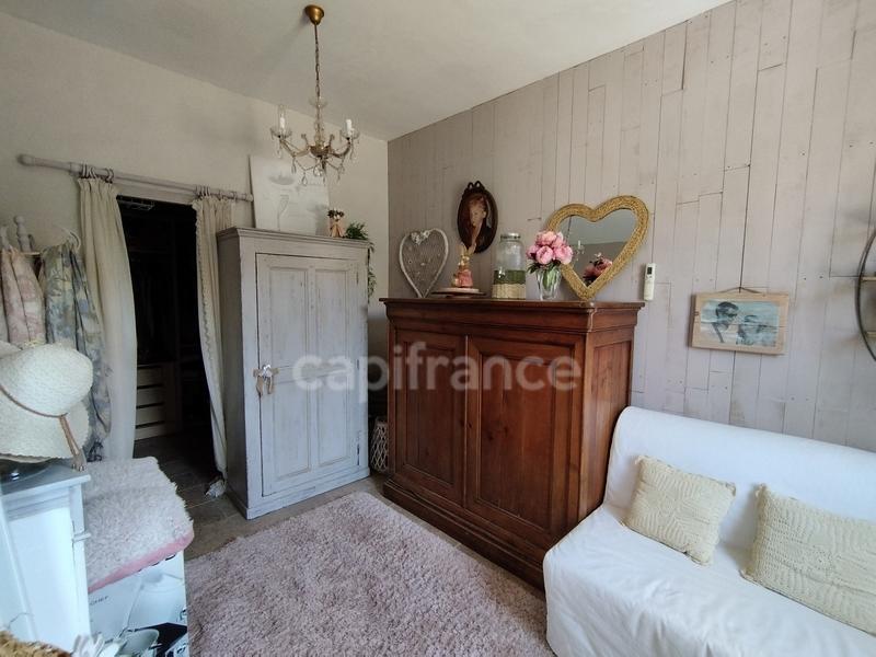 Maison - 174 m² - 11 pièces