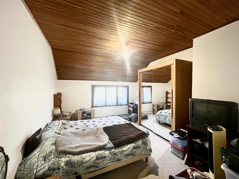 Maison - 200 m² - 6 pièces